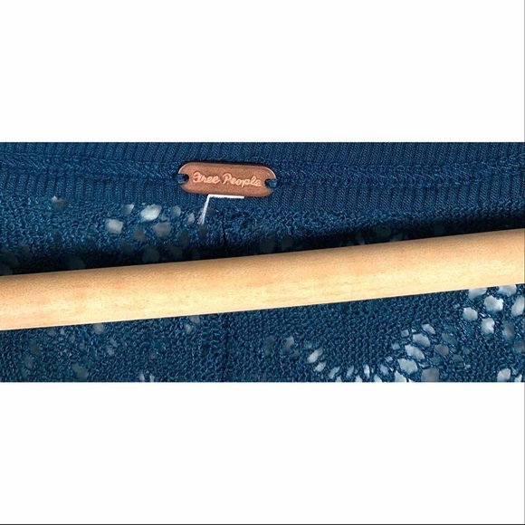 Free People Sweater Open Knit Teal Crewneck Large - Picture 3 of 4